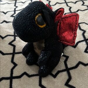 Ty “GRINDAL “ the Black Dragon 6” 2022 Beanie Boos - No Tags - glitter red wings